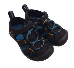 KEEN - 8 US (15 cm)