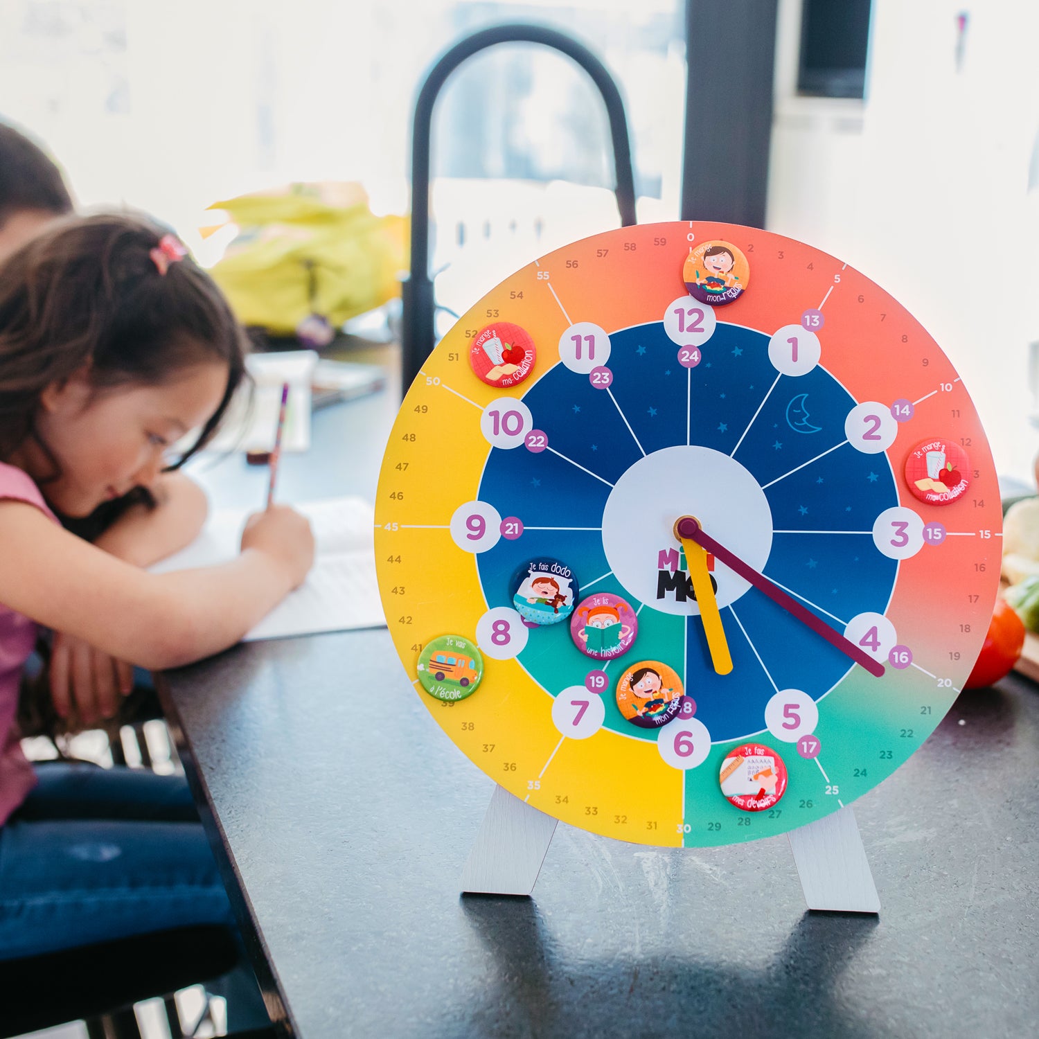 MINIMO - MON HORLOGE MAGNÉTIQUE DE ROUTINE