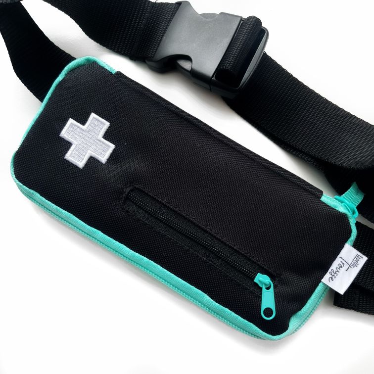 LA PETITE TROUSSE - POCHETTE POUR AUTO-INJECTEUR