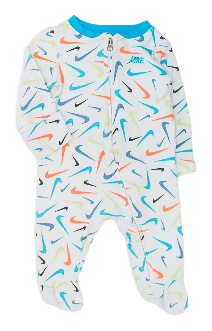 NIKE - 3 MOIS