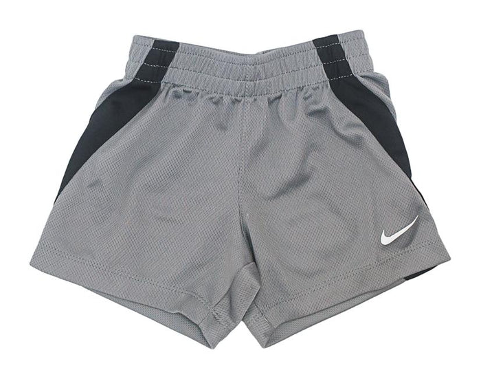 NIKE - 18 MOIS