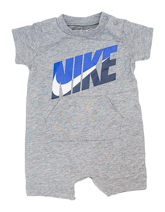 NIKE - 3 MOIS