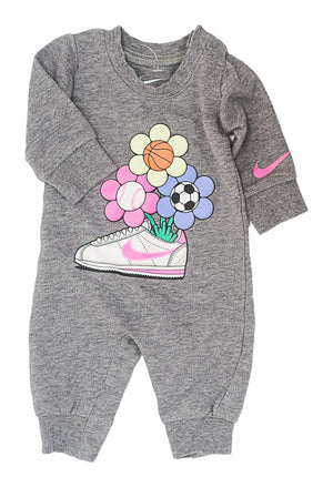 NIKE - NOUVEAU-NÉ