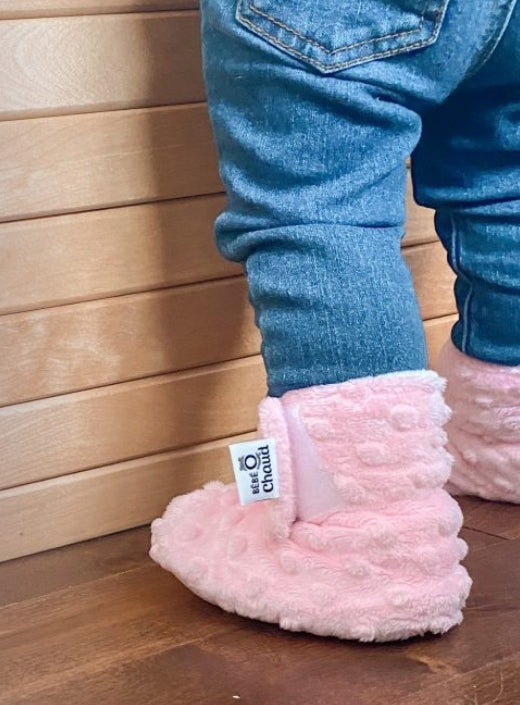 *NEUF* BÉBÉ Ô CHAUD - PANTOUFLES À VELCRO
