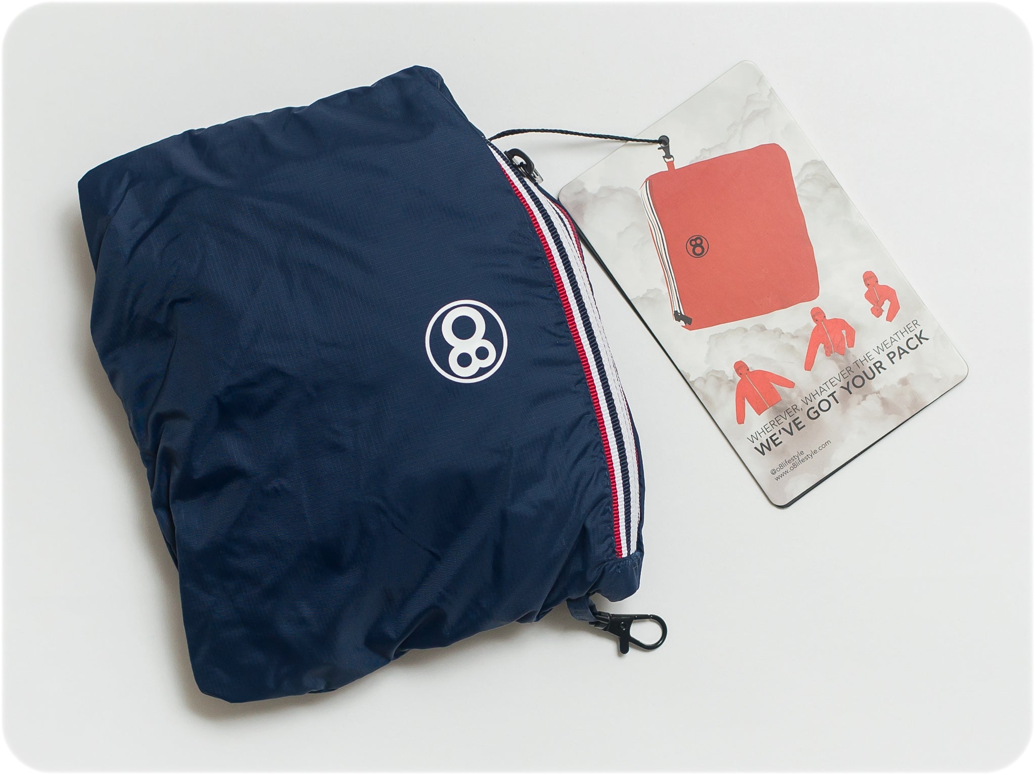 *NEUF* O8 - L'IMPER EST DANS LE SAC !