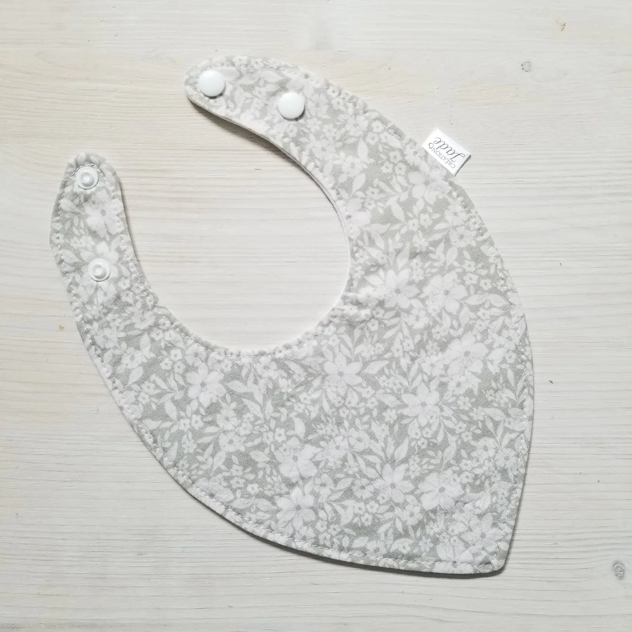 *NEUF* CRÉATION JADE - BAVOIRS